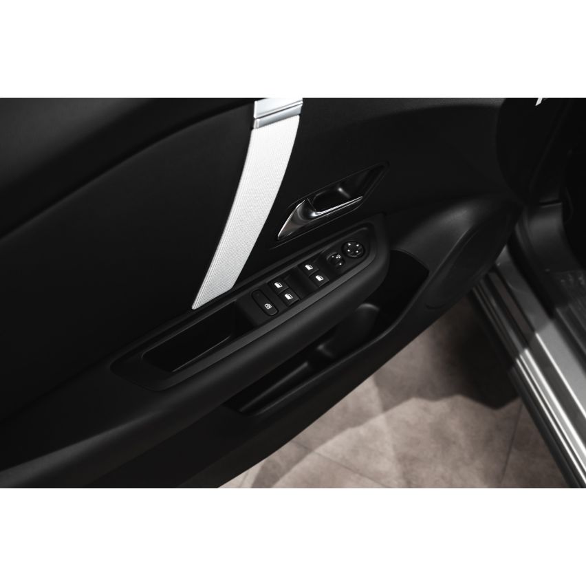 Citroën С3 Shine 1,2 л PureTech АКПП-6